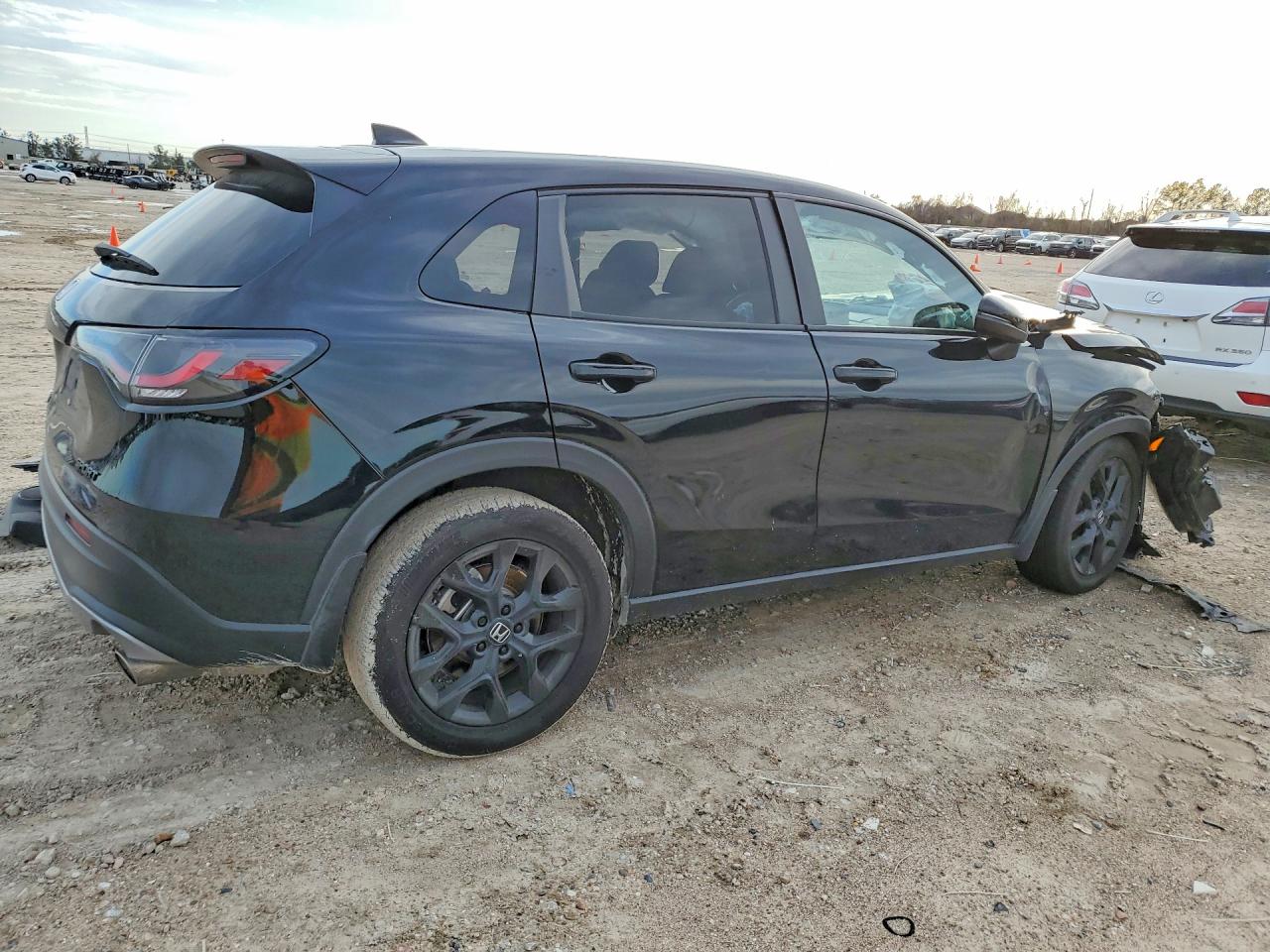 2024 HONDA HR-V SPORT photo 3