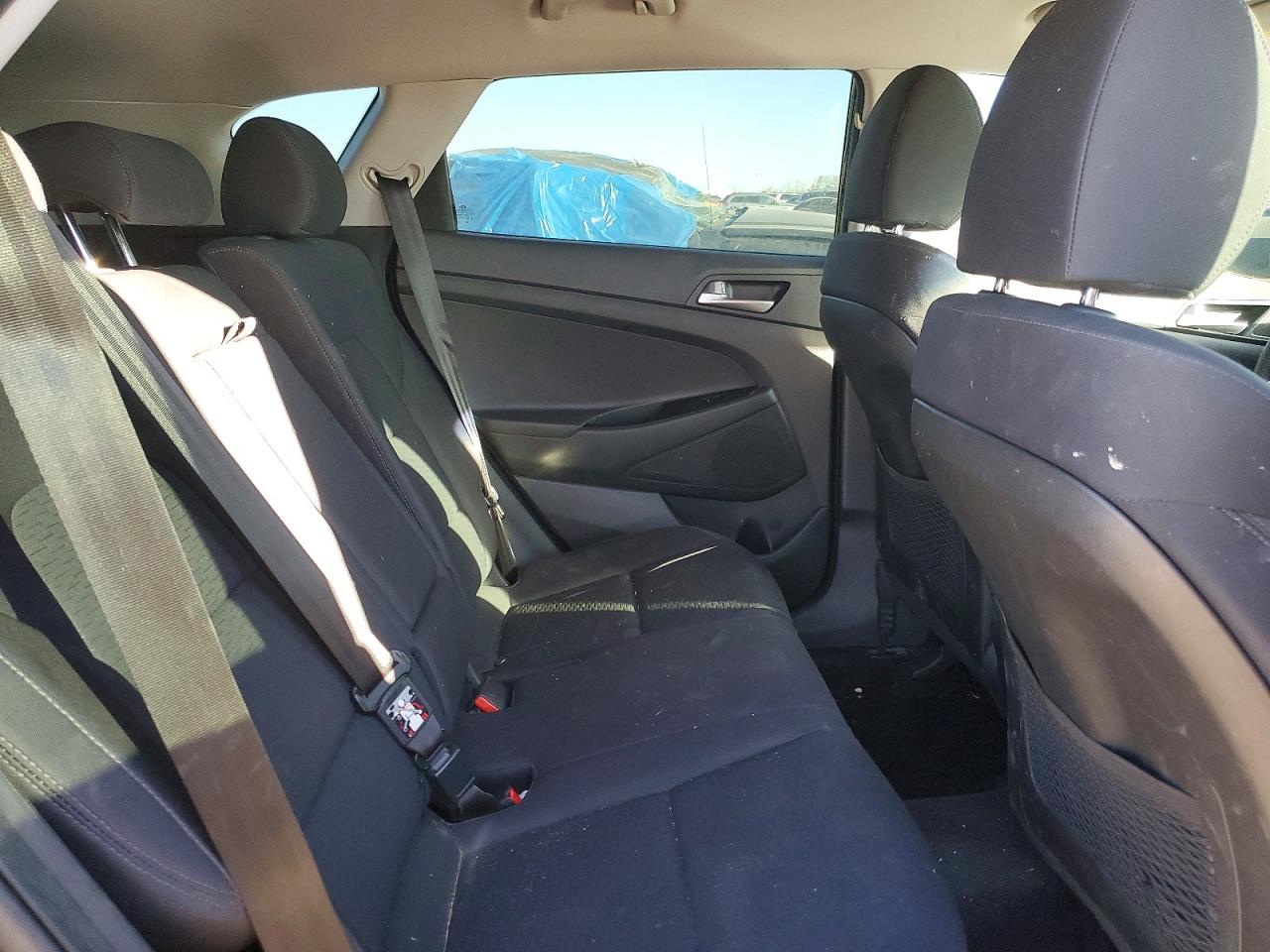 2019 HYUNDAI TUCSON photo 19