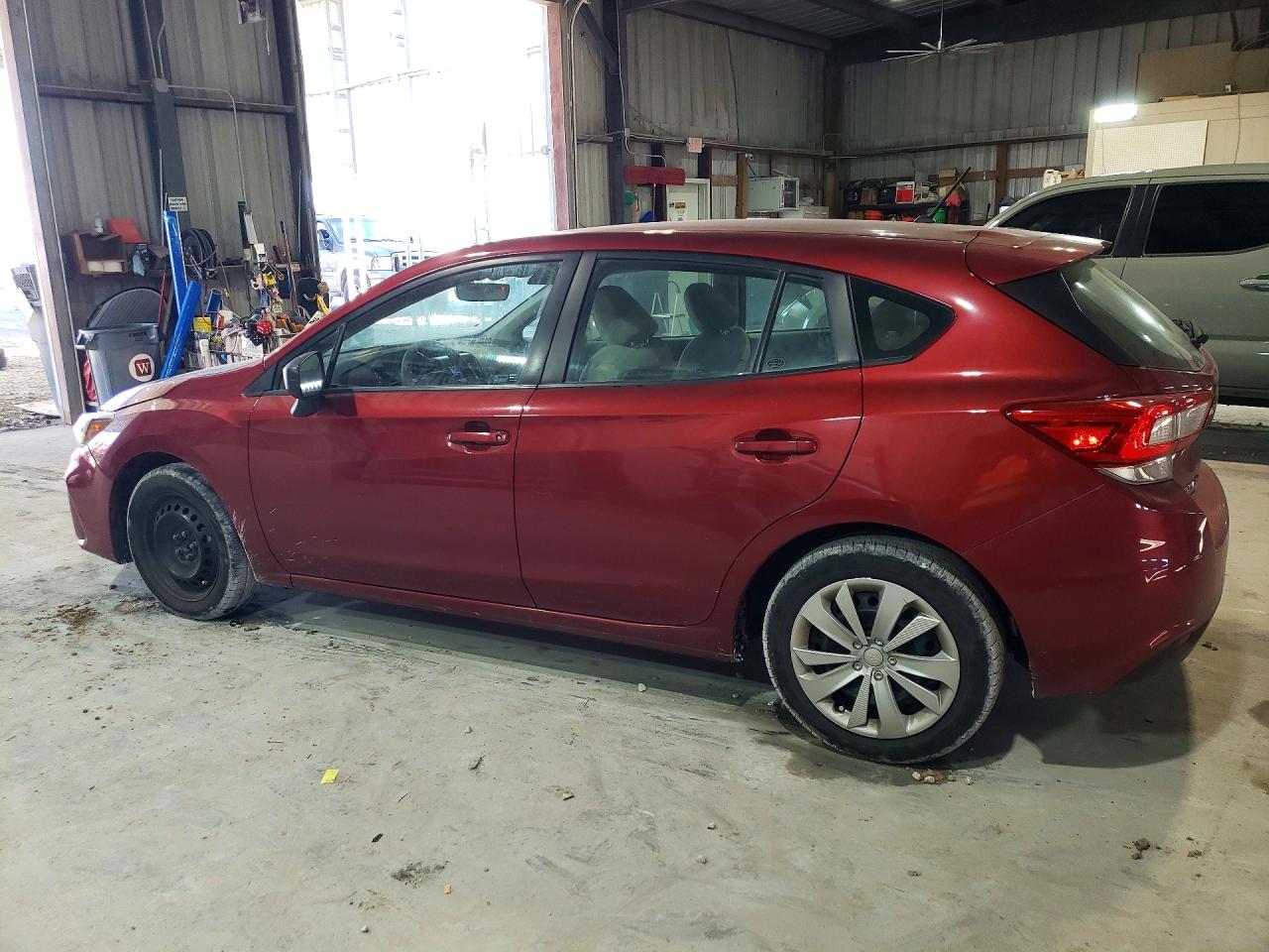 2019 SUBARU IMPREZA photo 3
