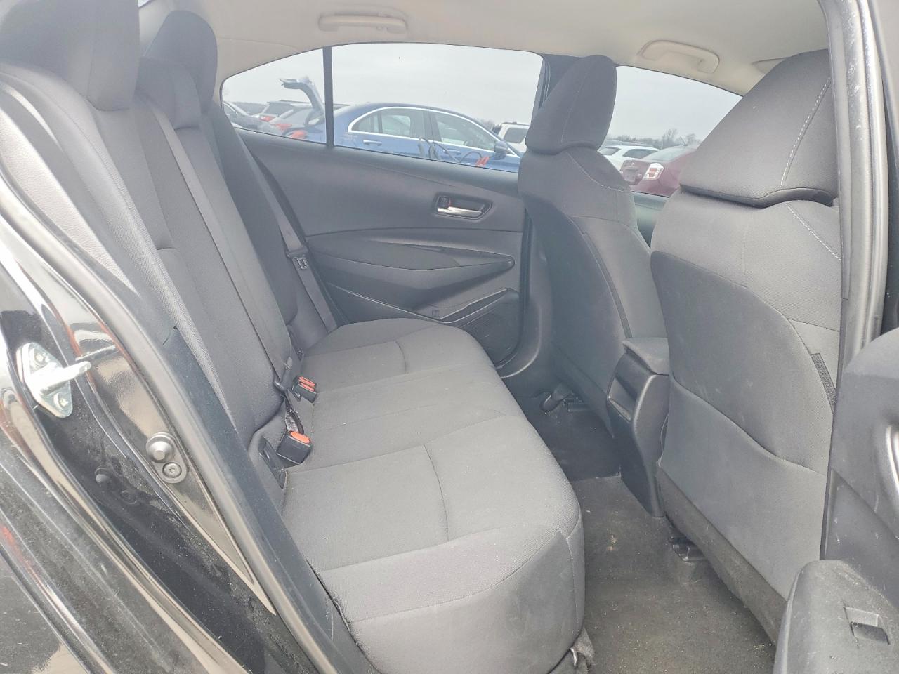 2021 TOYOTA COROLLA LE photo 28