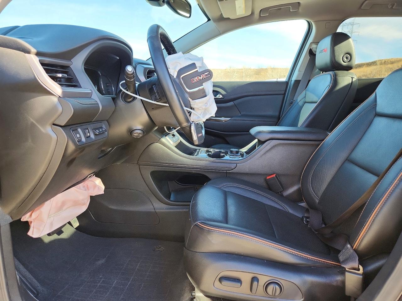 2023 GMC ACADIA AT4 photo 13
