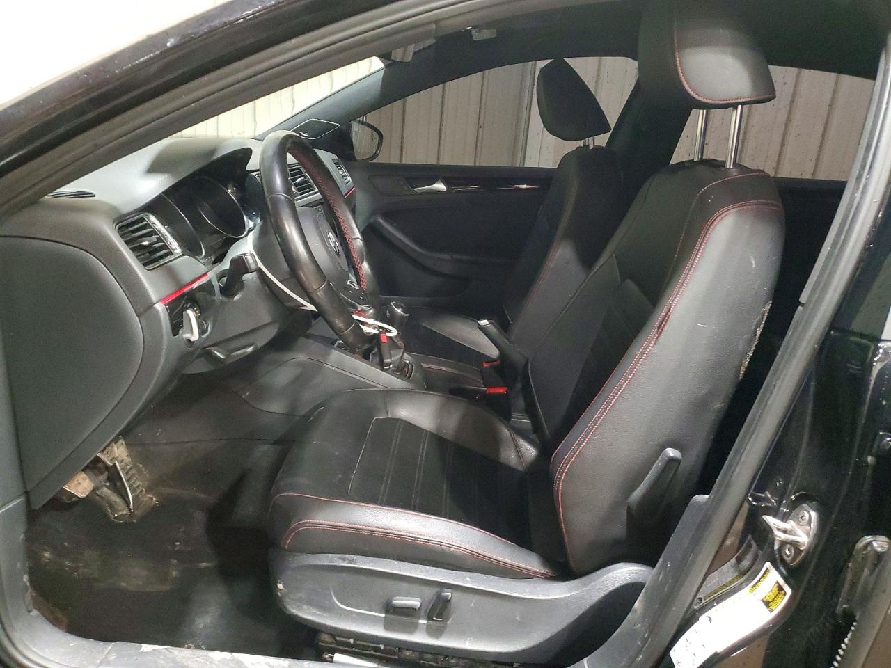 2017 VOLKSWAGEN JETTA GLI photo 7
