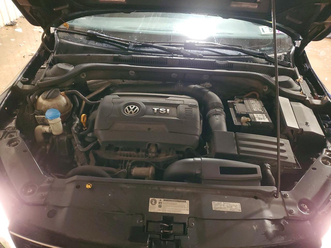 2017 VOLKSWAGEN JETTA GLI photo 11