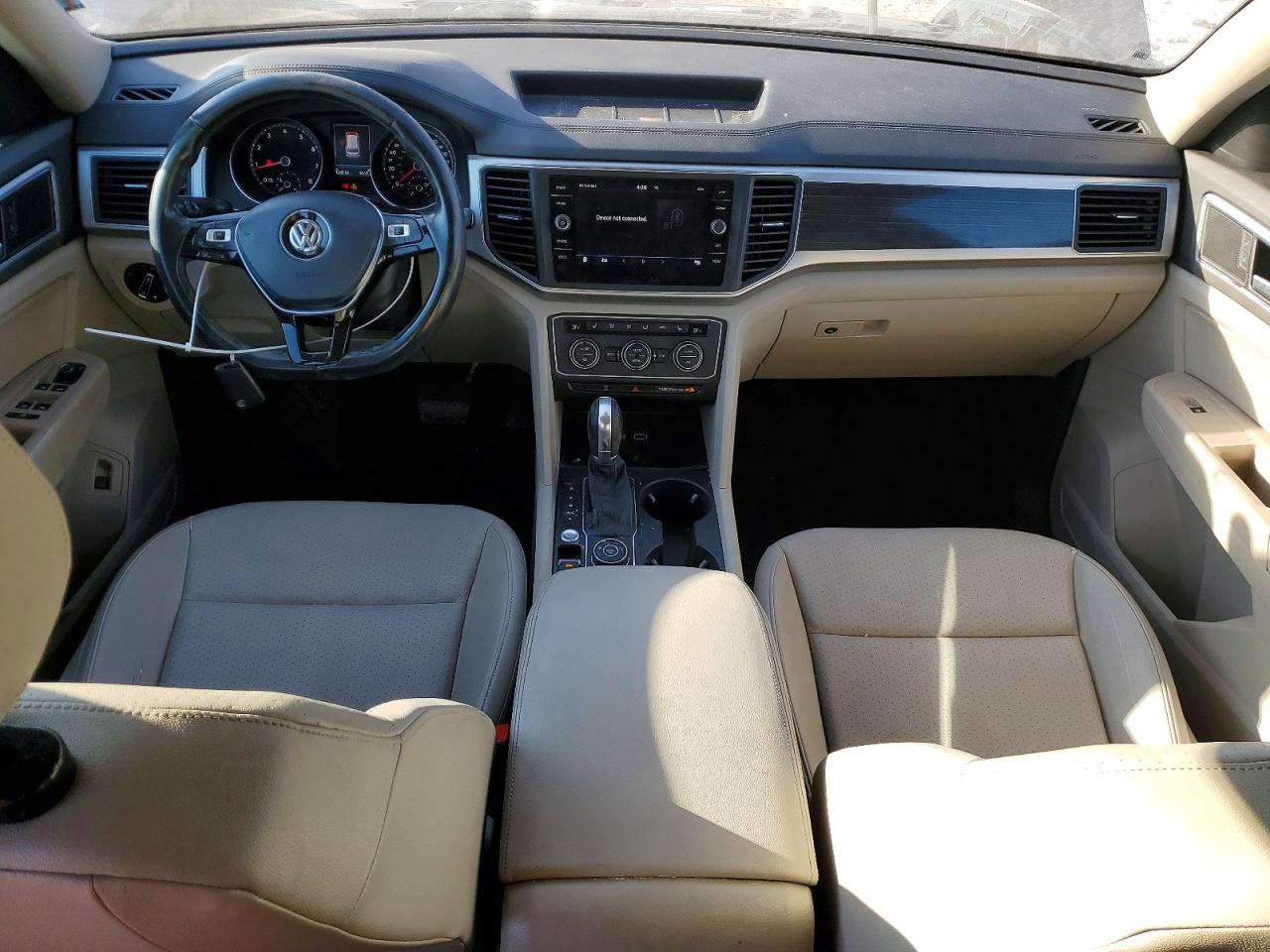 2018 VOLKSWAGEN ATLAS SE photo 8