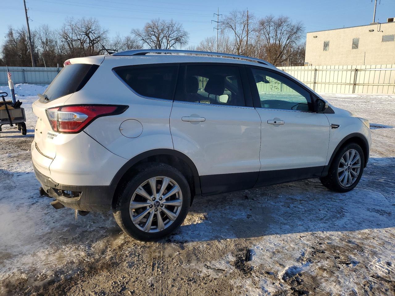 2017 FORD ESCAPE TITANIUM photo 5