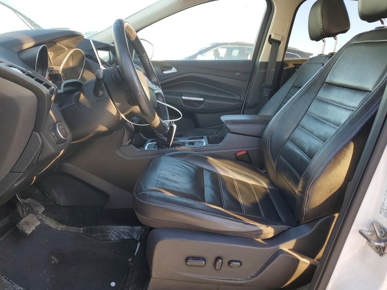 2017 FORD ESCAPE TITANIUM photo 13
