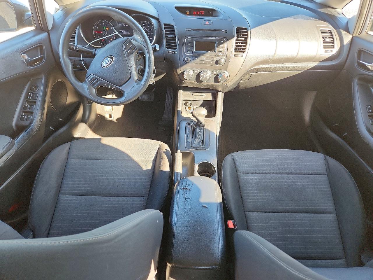 2015 KIA FORTE LX photo 22
