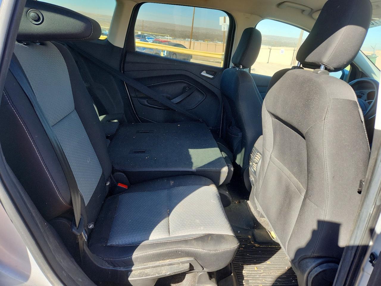 2019 FORD ESCAPE SE photo 37
