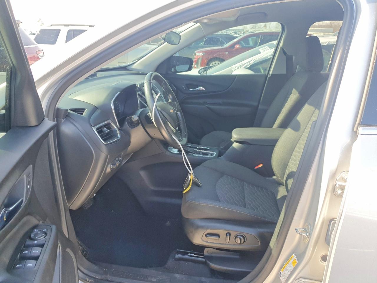2020 CHEVROLET EQUINOX LT photo 7