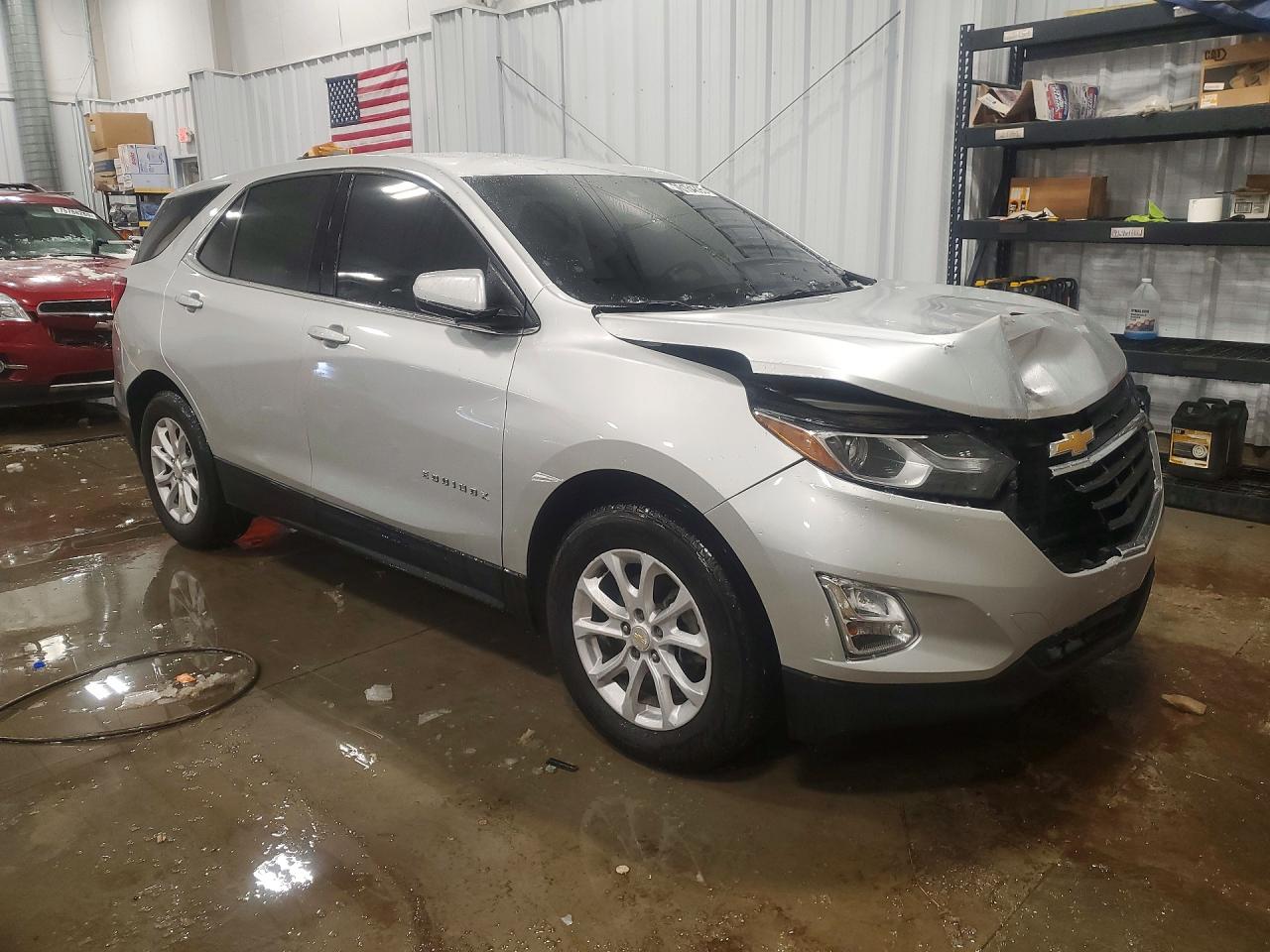 2020 CHEVROLET EQUINOX LT photo 4