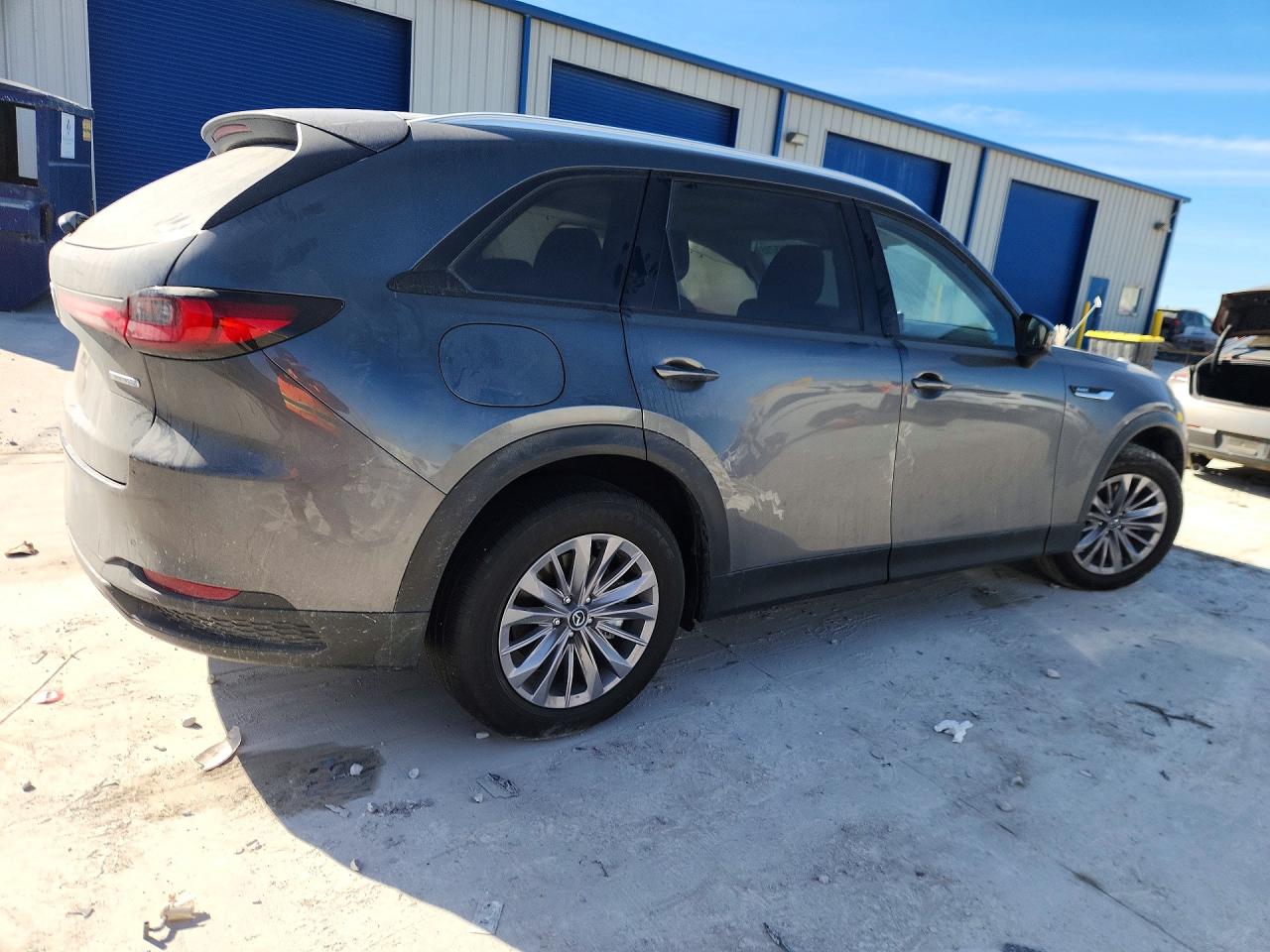 2025 MAZDA CX-90 photo 3