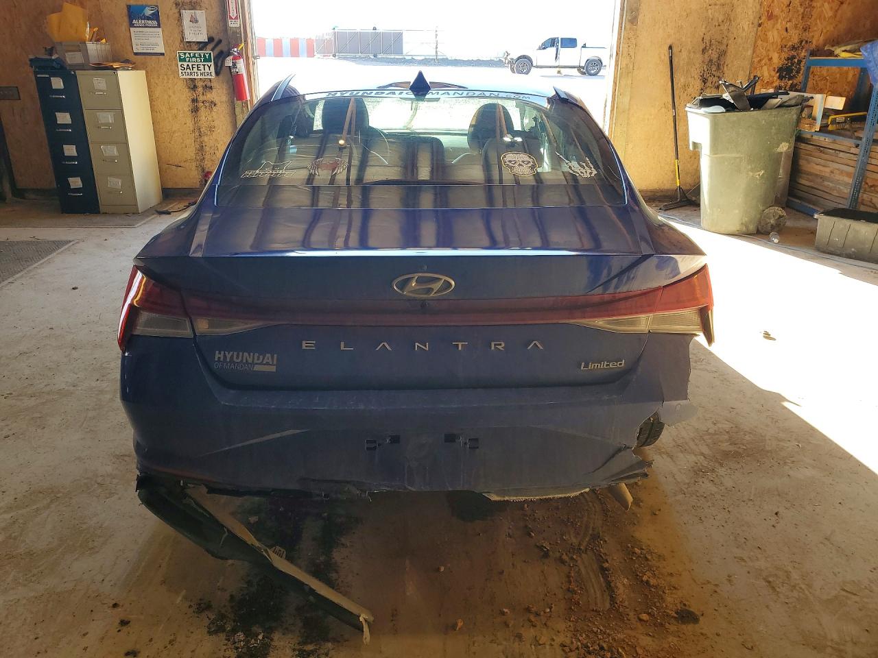 2023 HYUNDAI ELANTRA LIMITED photo 6