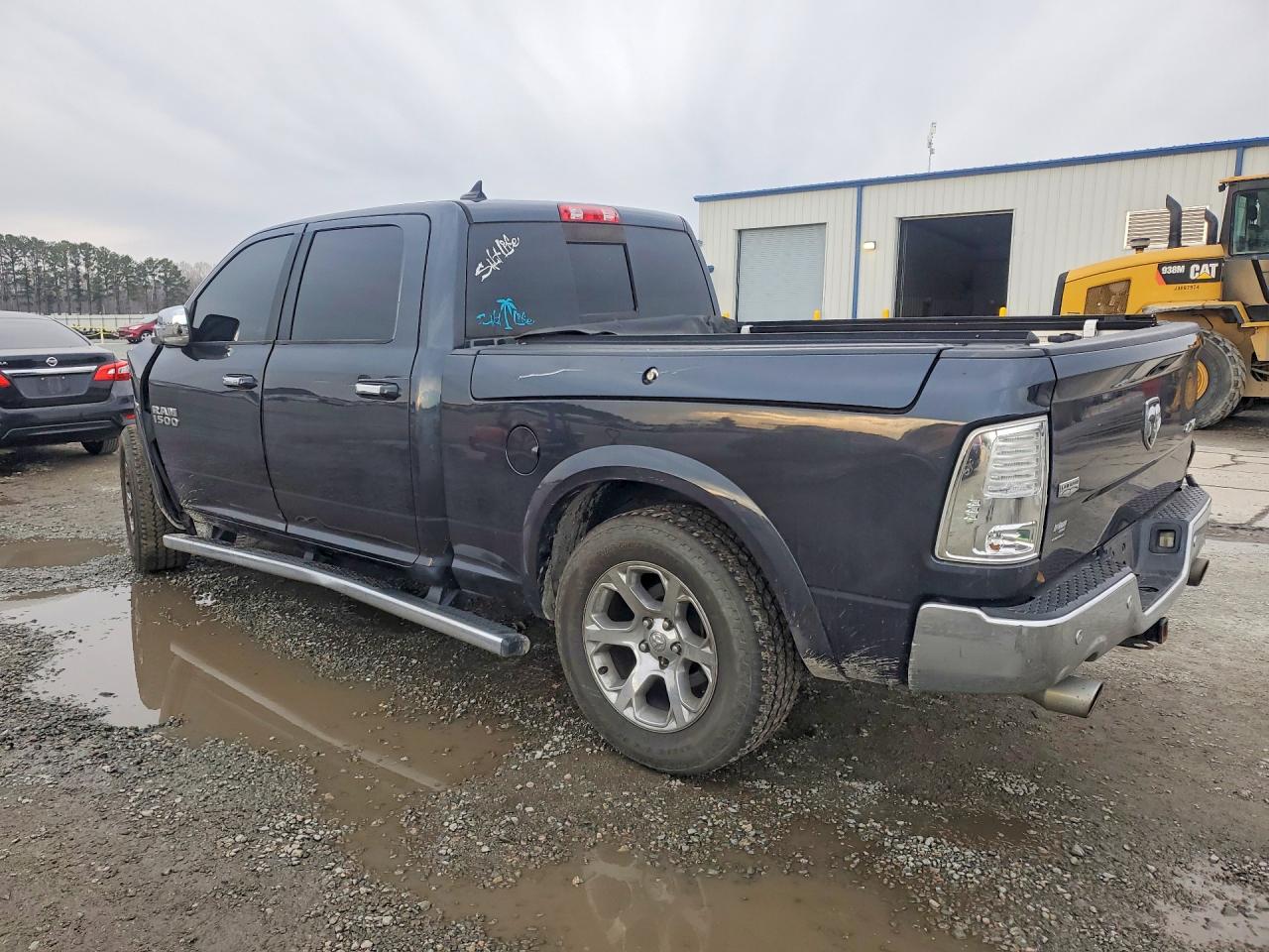 2018 RAM 1500 LARAMIE photo 4