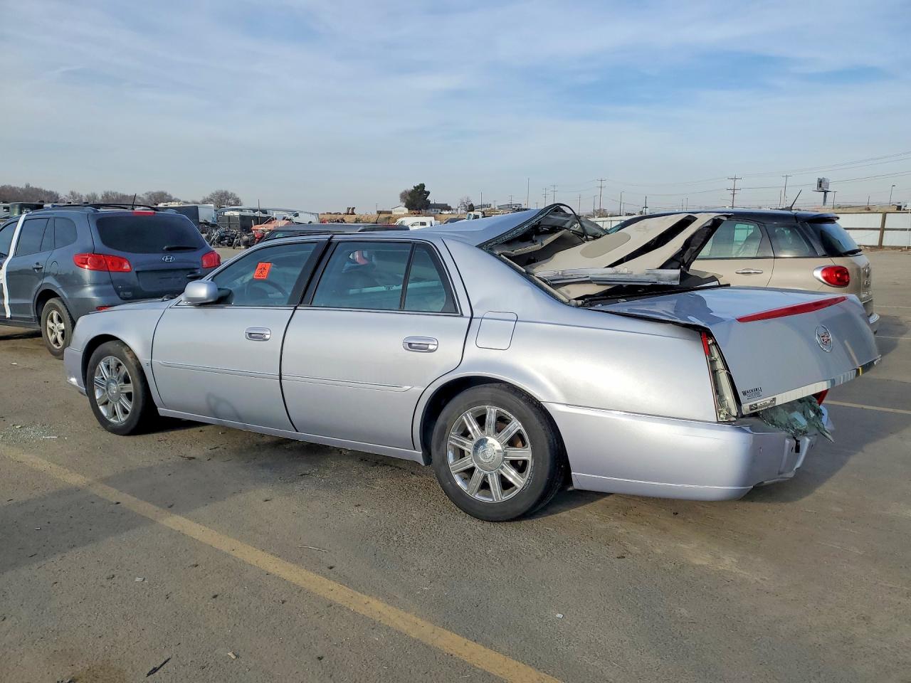 2006 CADILLAC DTS photo 4