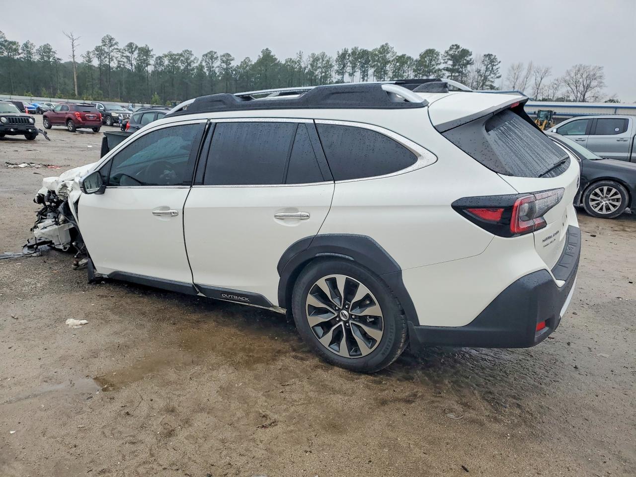 2023 SUBARU OUTBACK photo 2