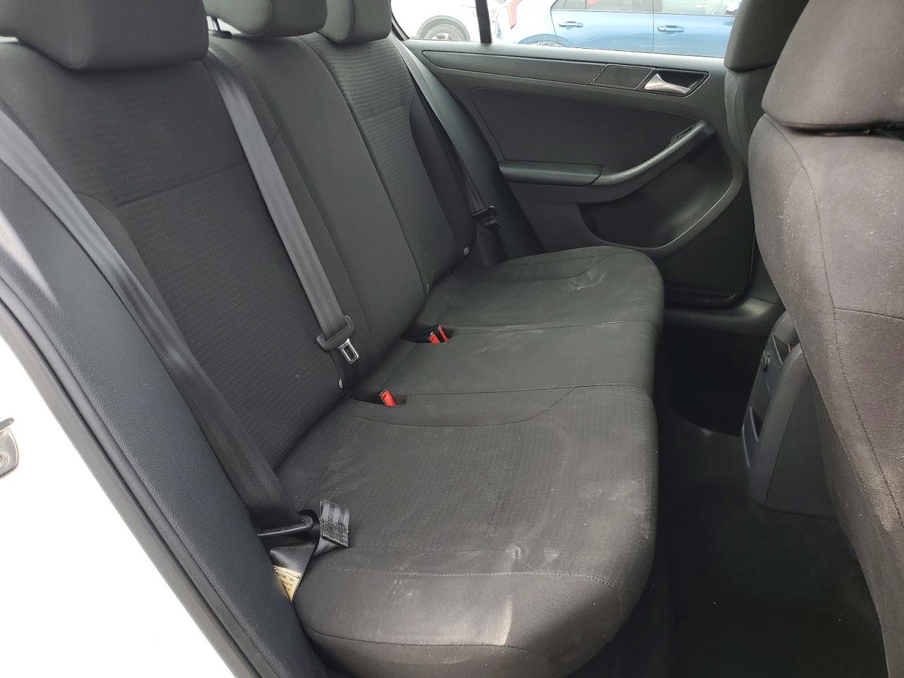 2016 VOLKSWAGEN JETTA S photo 10