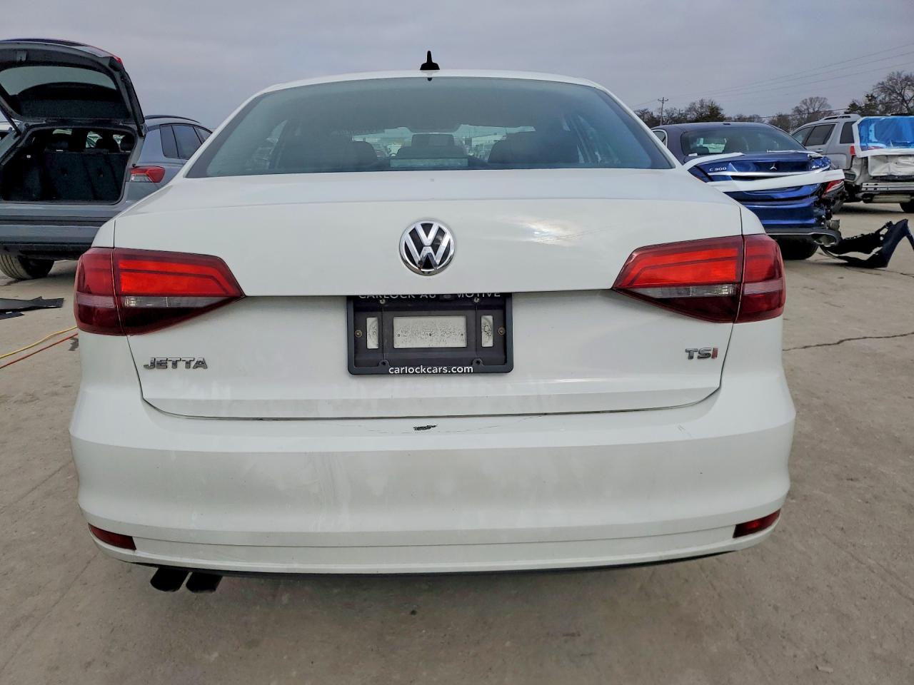 2016 VOLKSWAGEN JETTA S photo 6