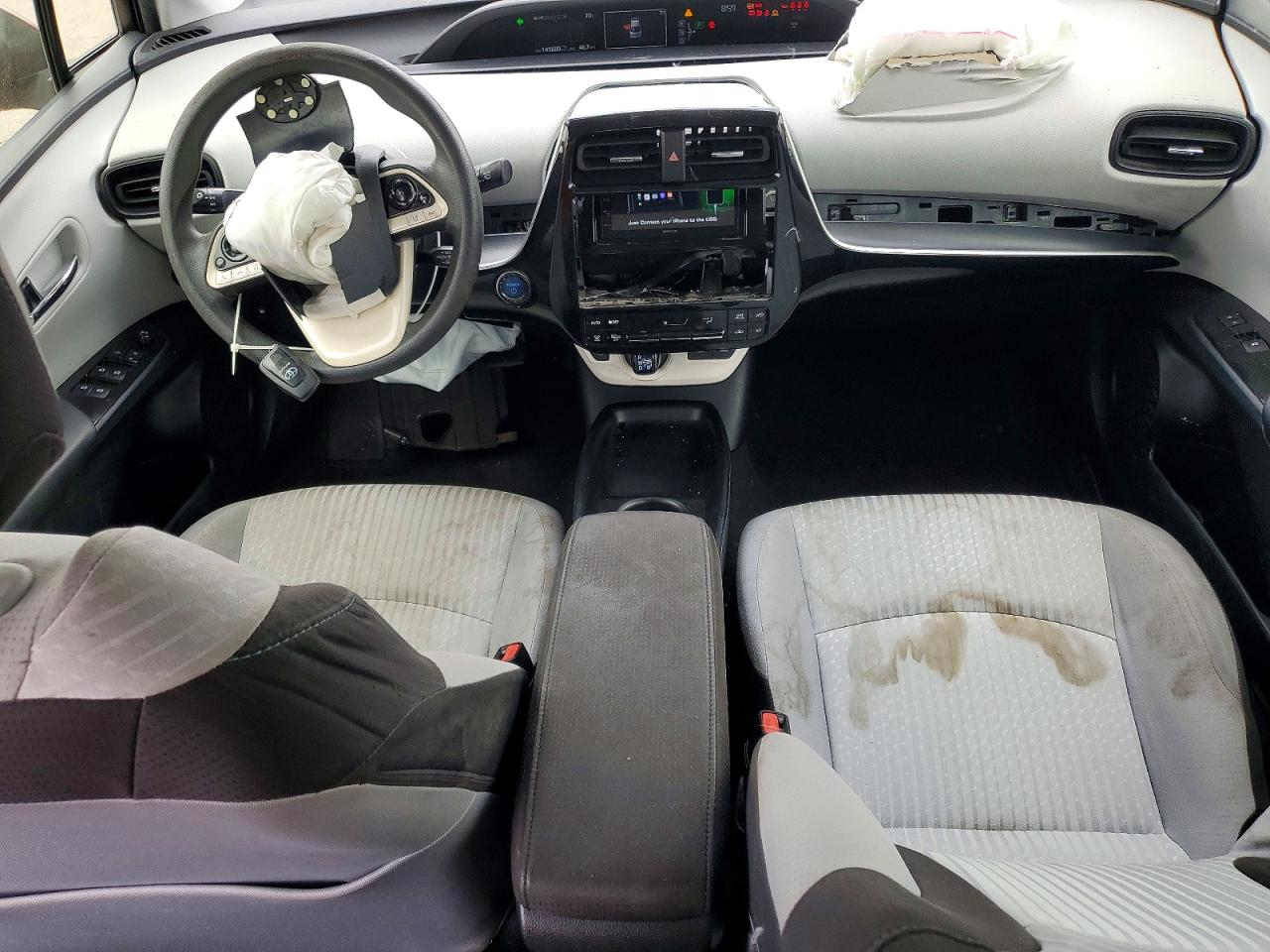 2017 TOYOTA PRIUS photo 15