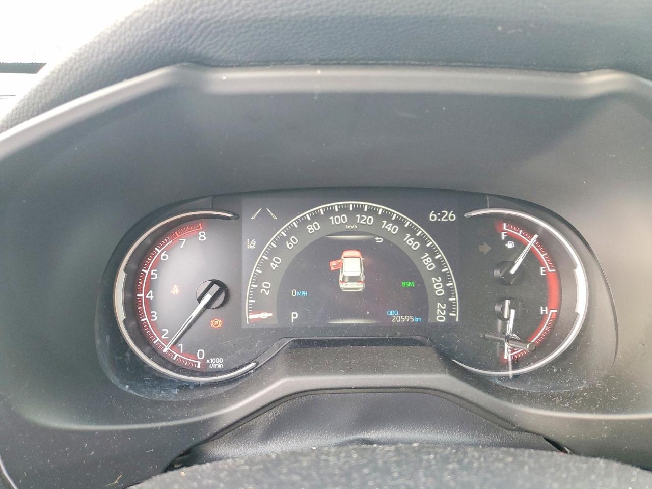 2024 TOYOTA RAV4 XLE photo 17