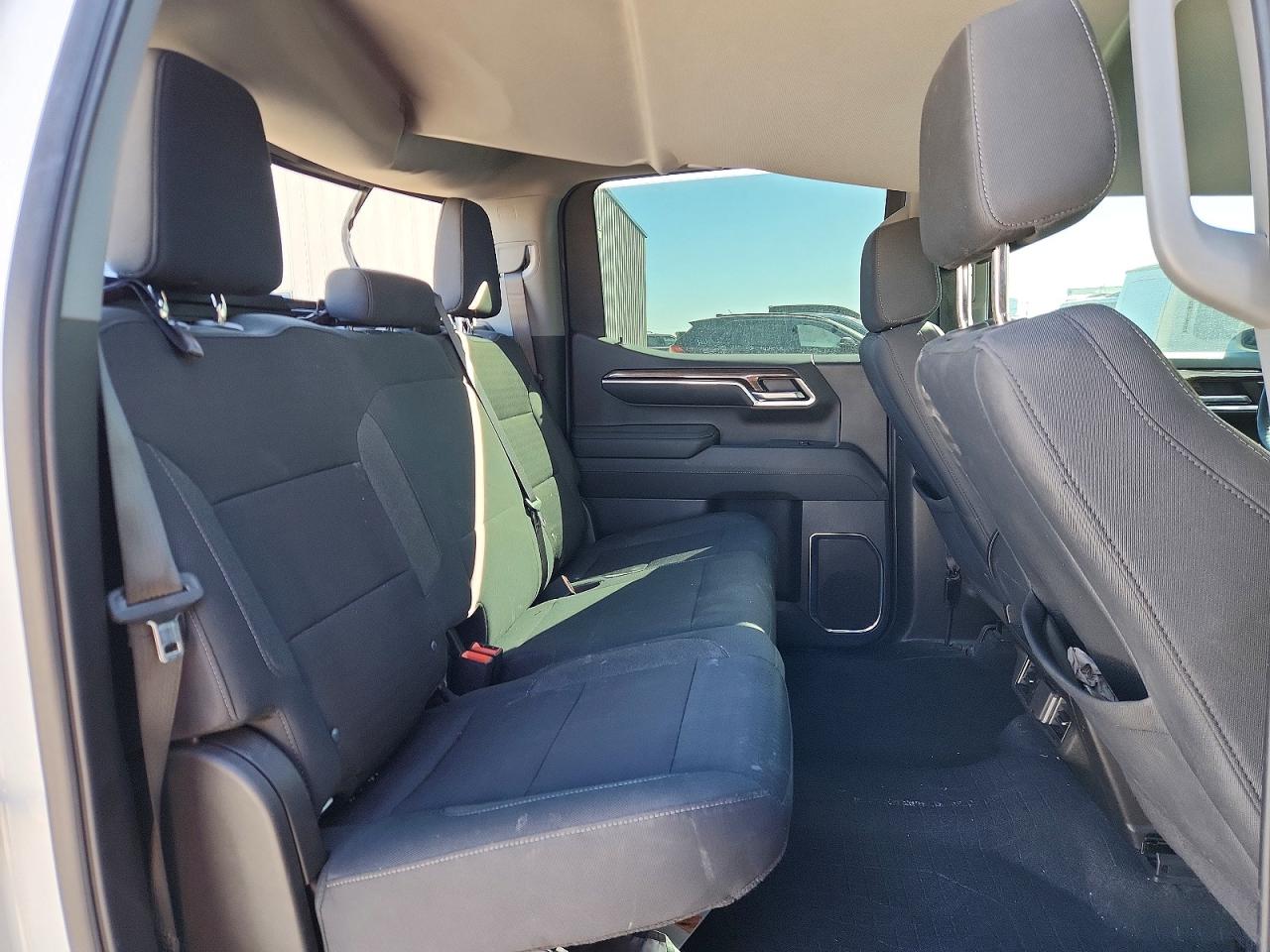 2024 CHEVROLET SILVERADO C1500 LT photo 28