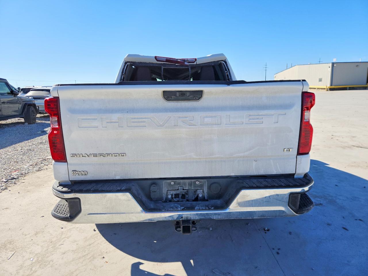 2024 CHEVROLET SILVERADO C1500 LT photo 16