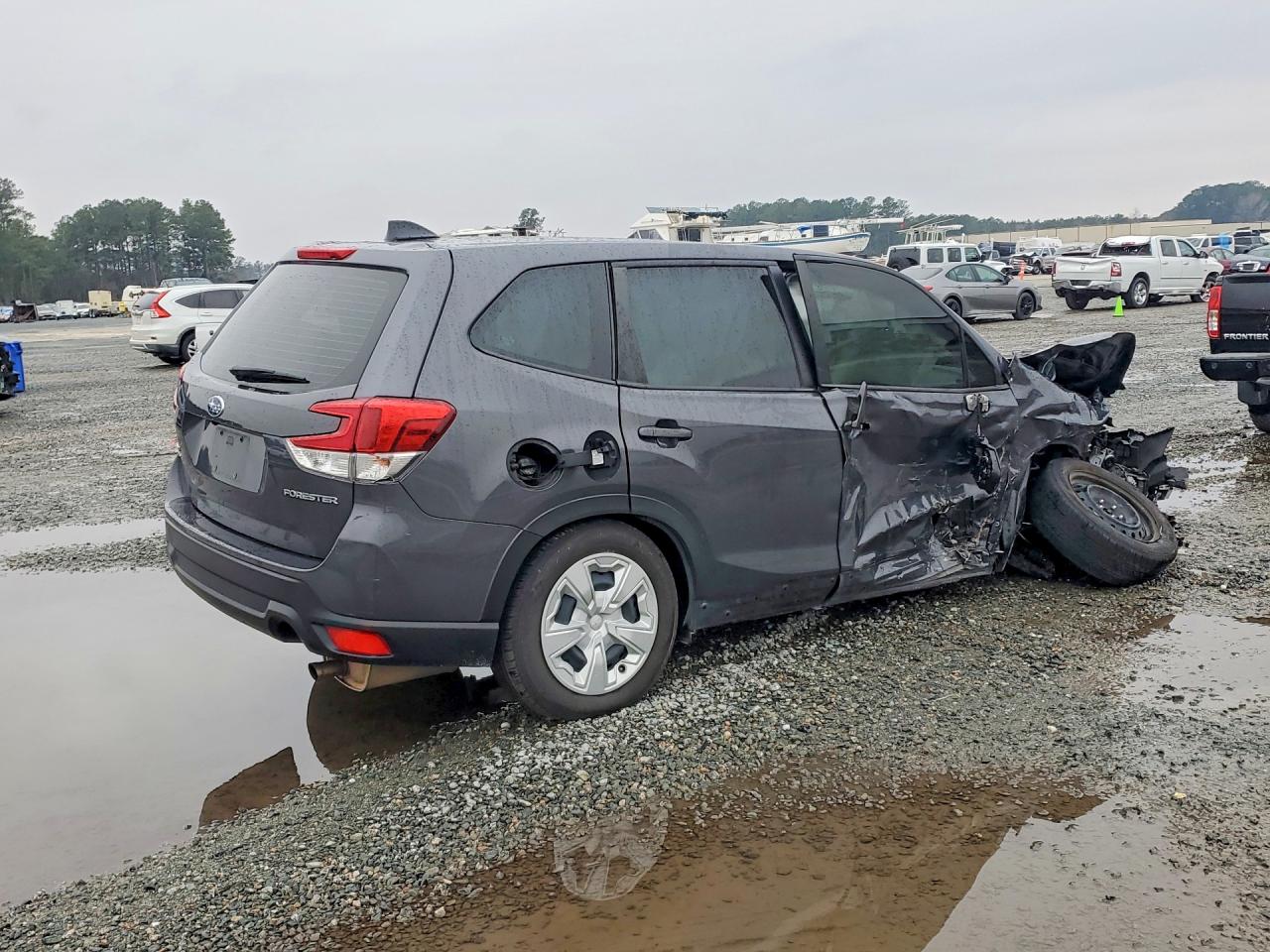 2024 SUBARU FORESTER photo 5