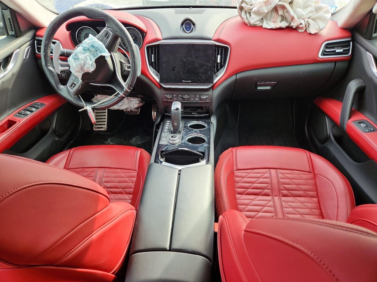 2023 MASERATI GHIBLI MODENA photo 22