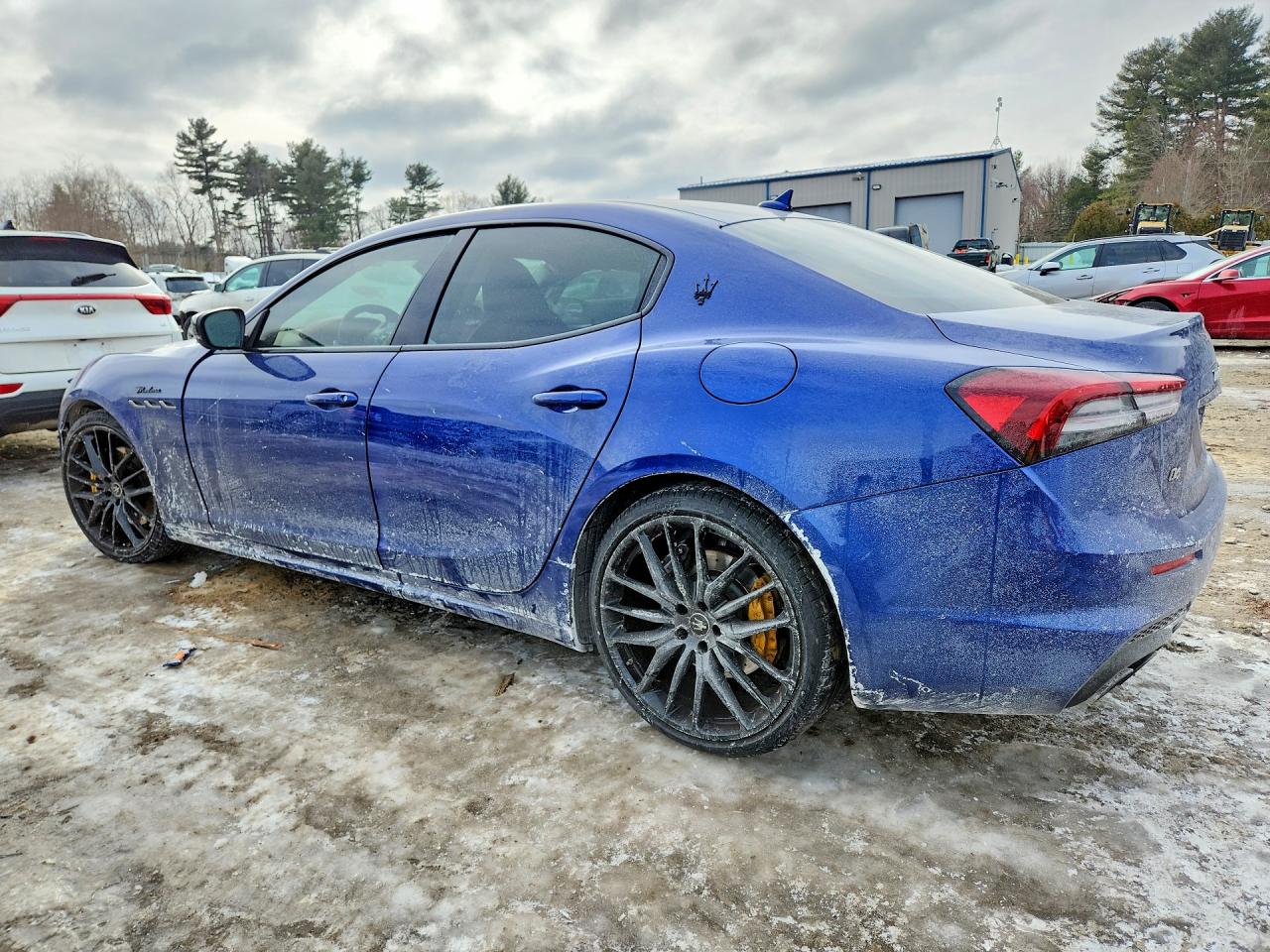 2023 MASERATI GHIBLI MODENA photo 4