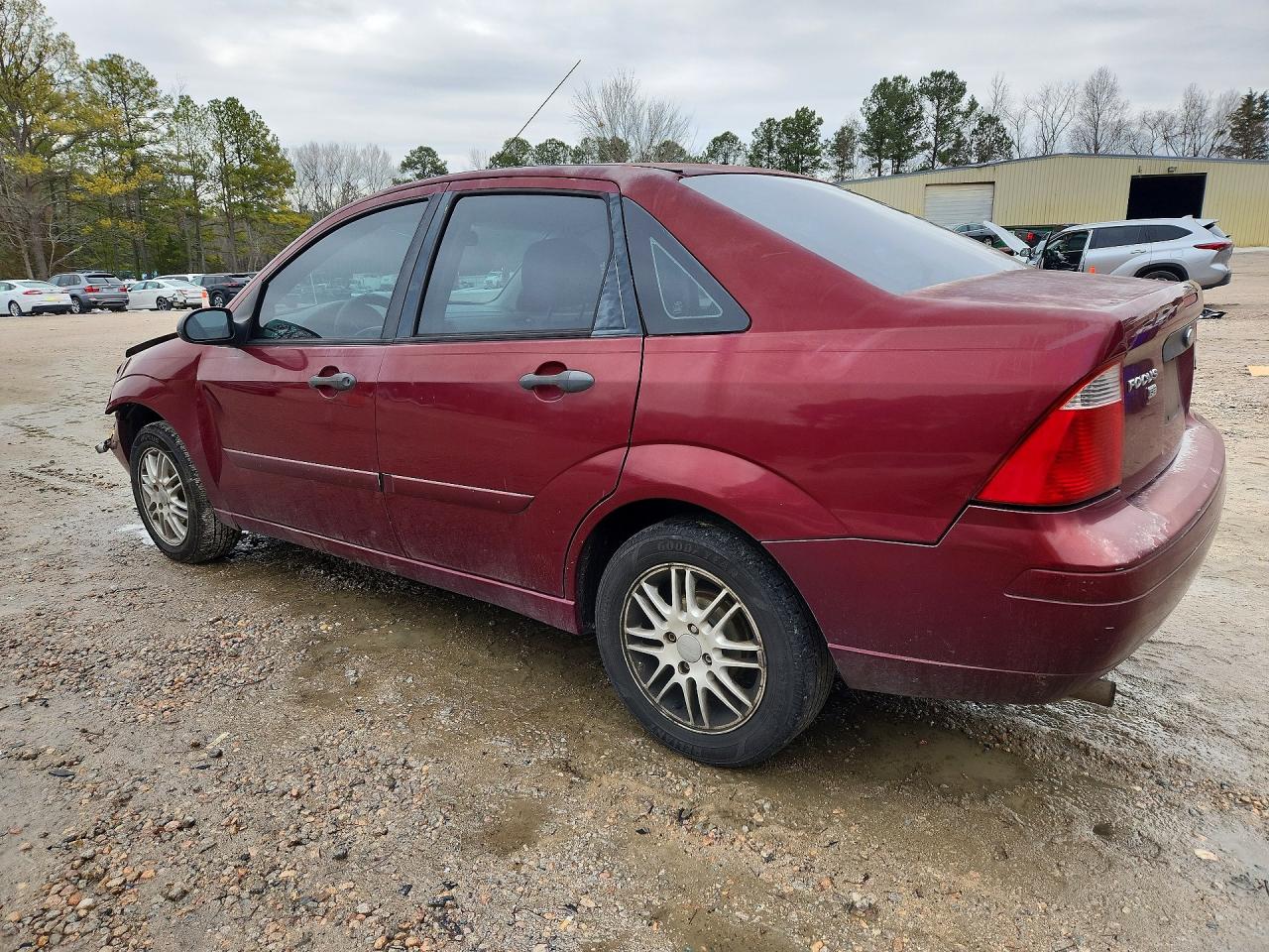 2007 FORD FOCUS ZX4 photo 2