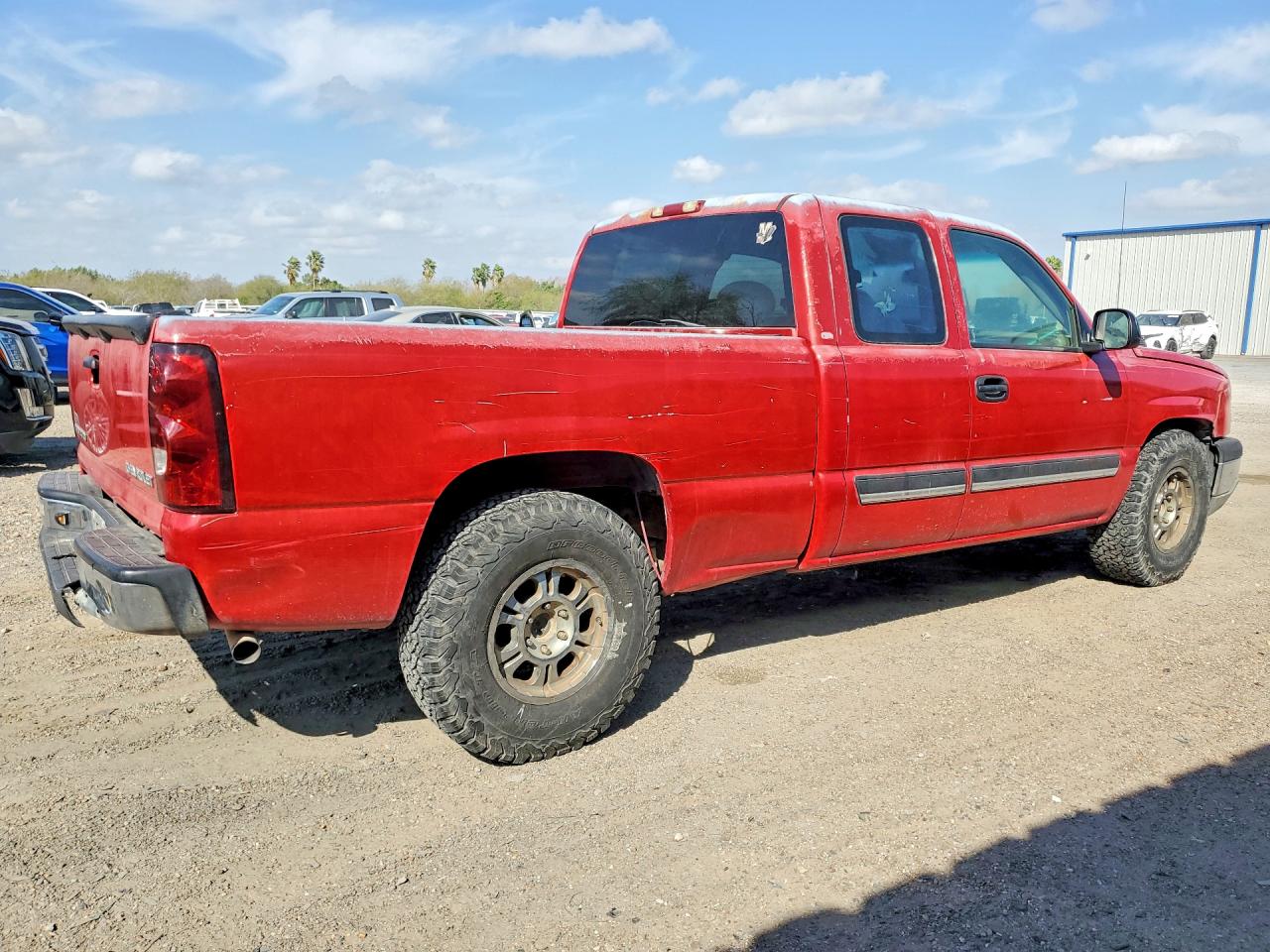 2004 CHEVROLET SILVERADO C1500 photo 5