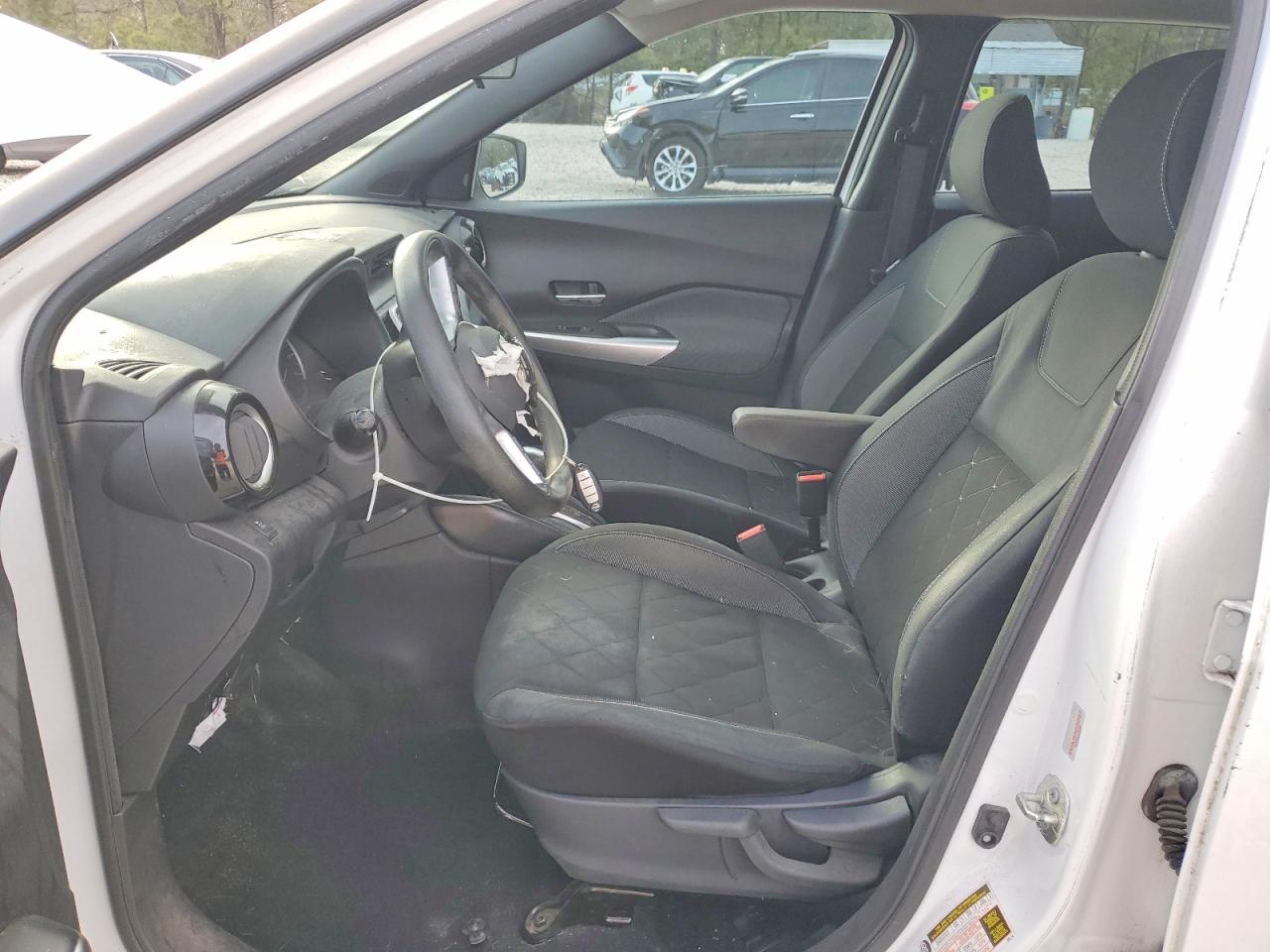 2019 NISSAN KICKS SV photo 7