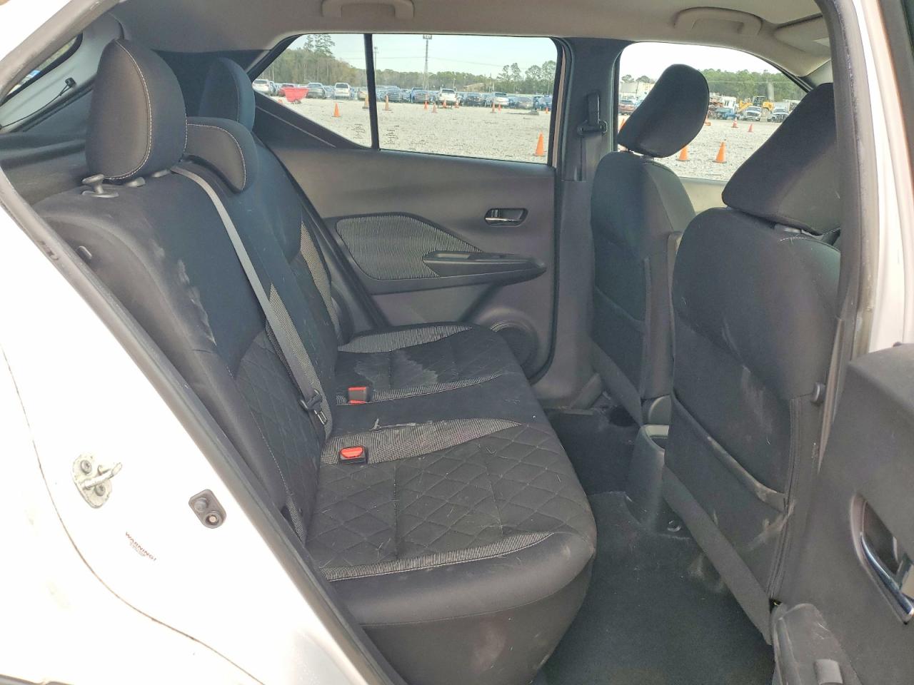 2019 NISSAN KICKS SV photo 11