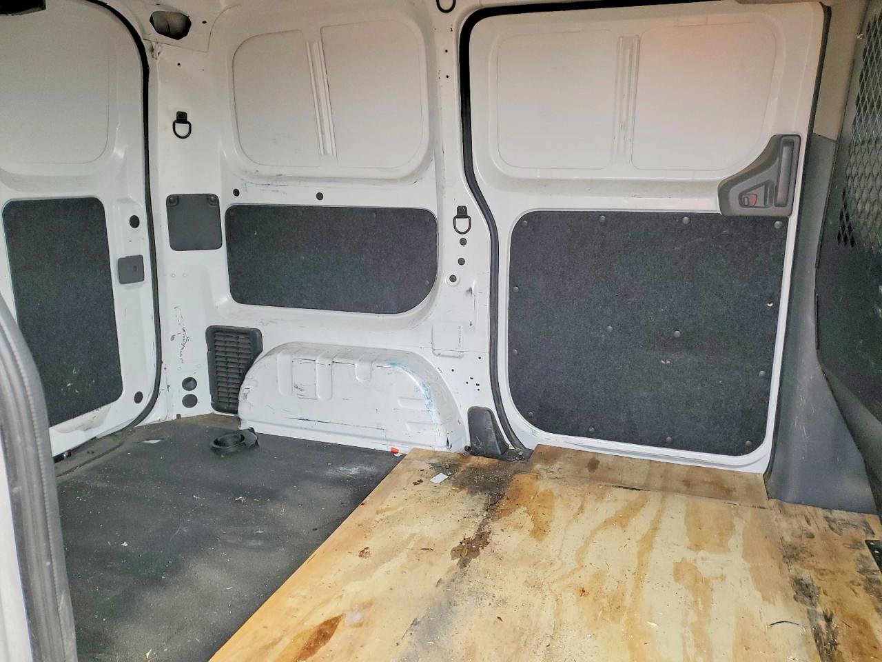 2020 NISSAN NV200 S photo 31