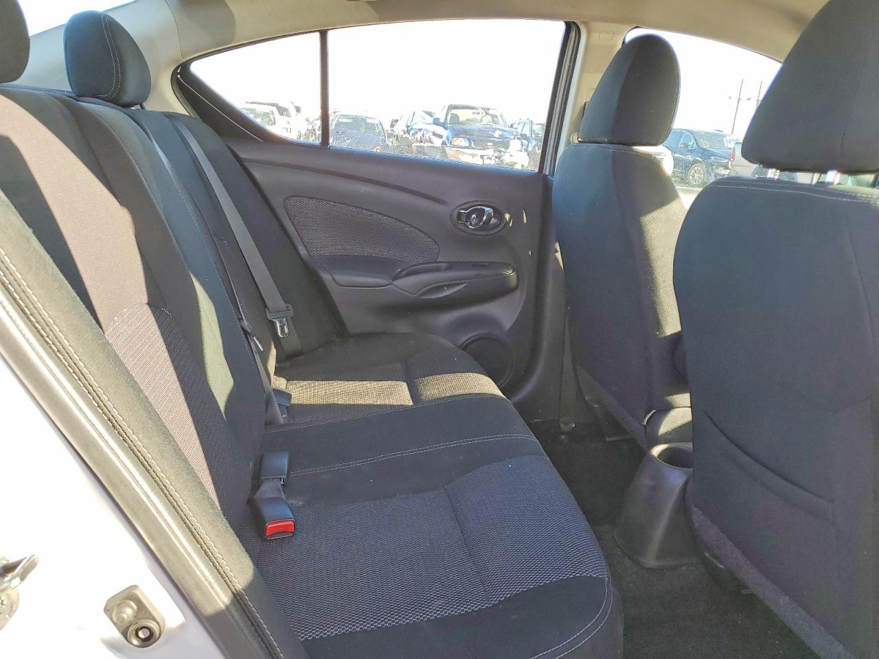 2019 NISSAN VERSA S photo 28