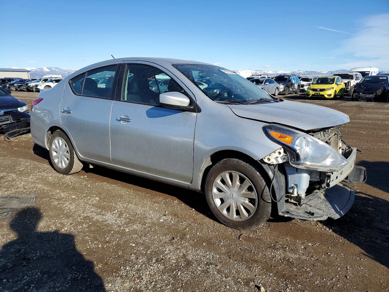 2019 NISSAN VERSA S photo 10