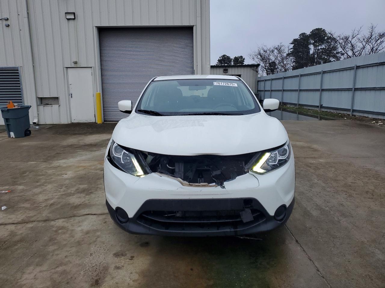 2018 NISSAN ROGUE SPORT S photo 5