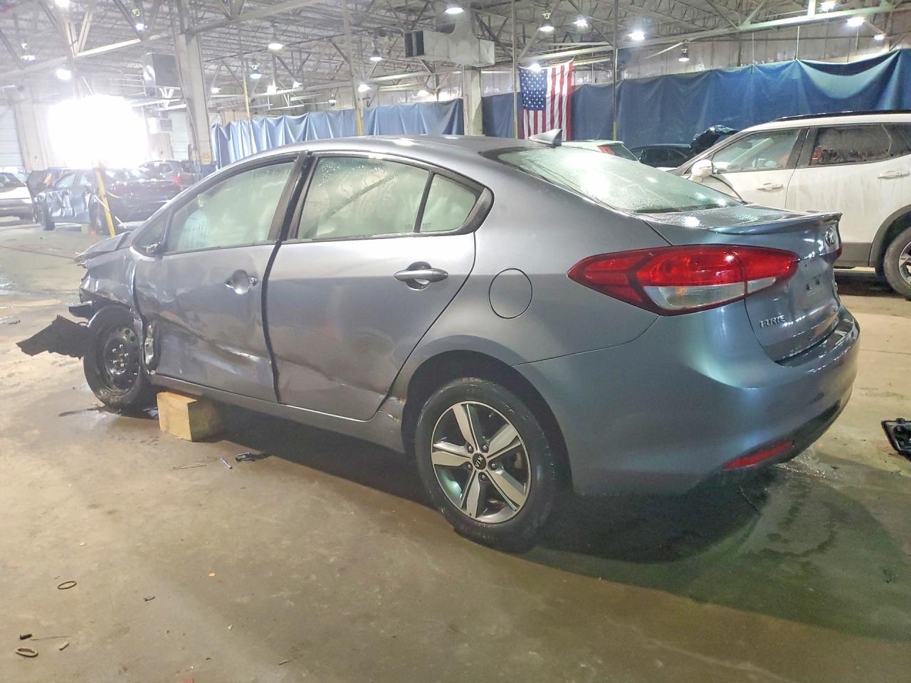 2018 KIA FORTE S photo 2