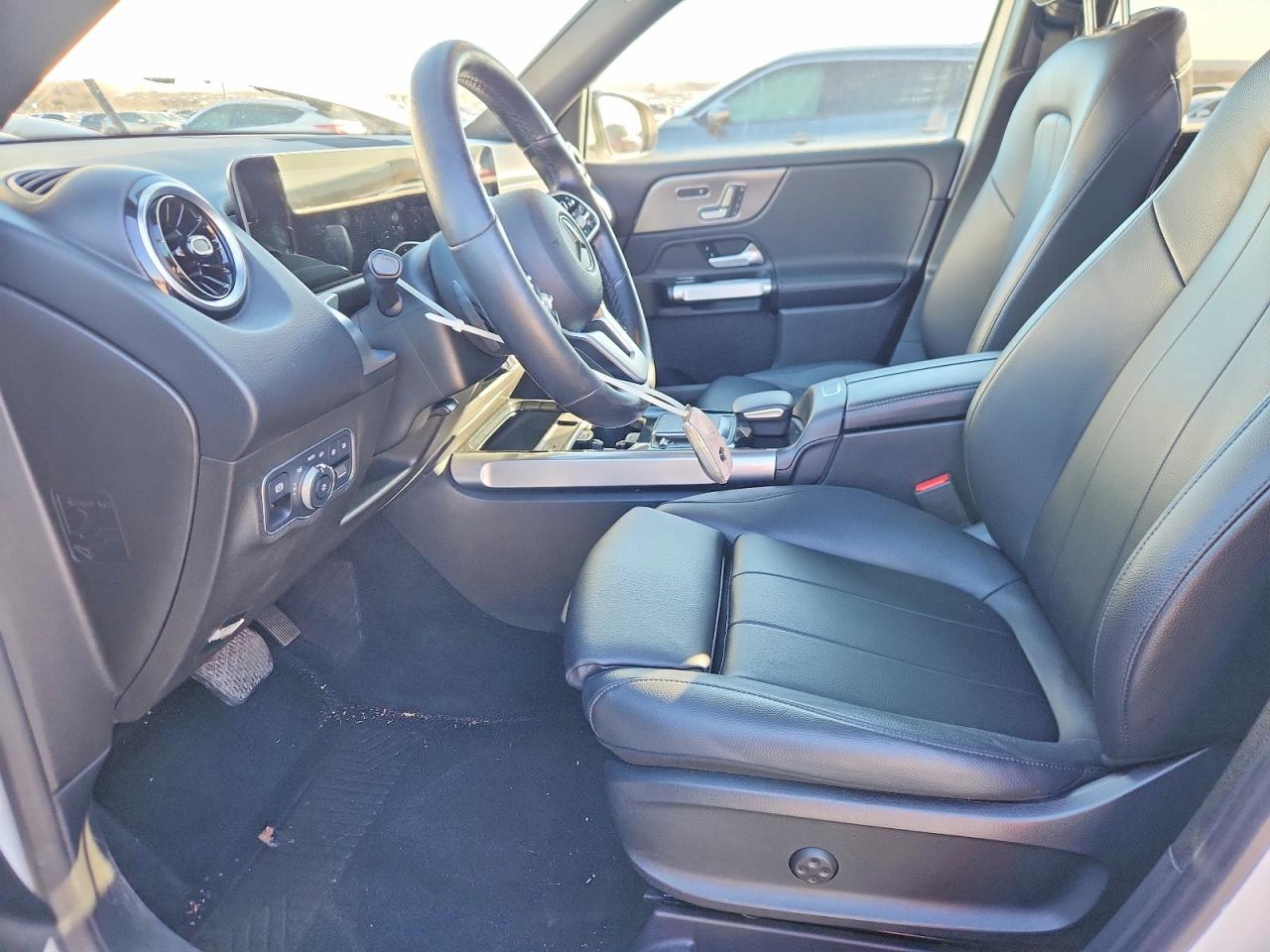 2021 MERCEDES-BENZ GLB 250 4MATIC photo 13