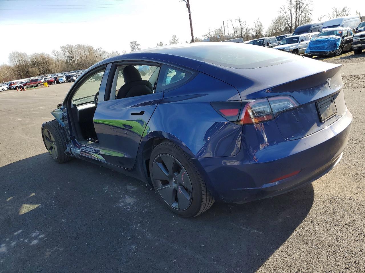 2023 TESLA MODEL 3 photo 4