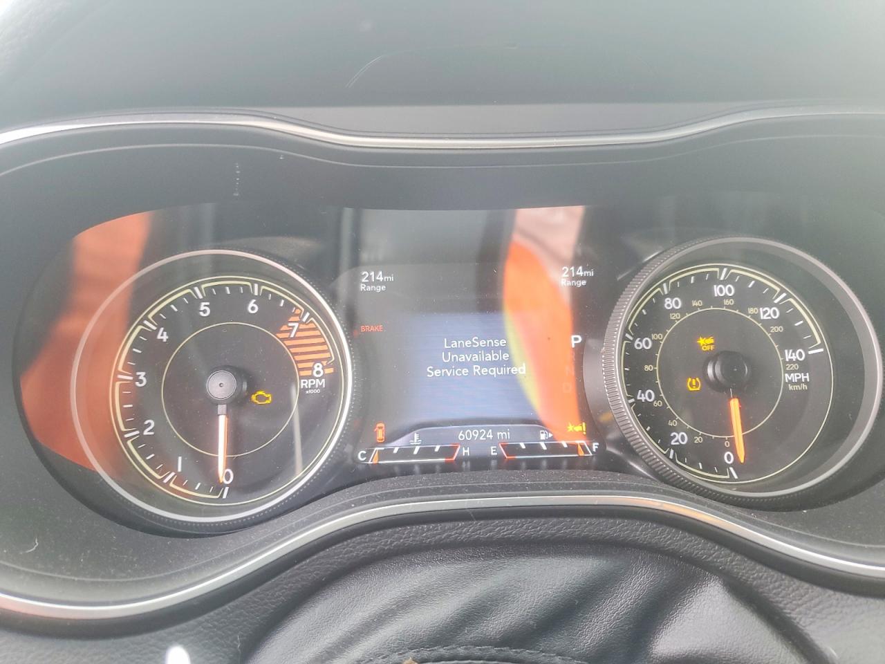 2021 JEEP CHEROKEE LATITUDE LUX photo 9