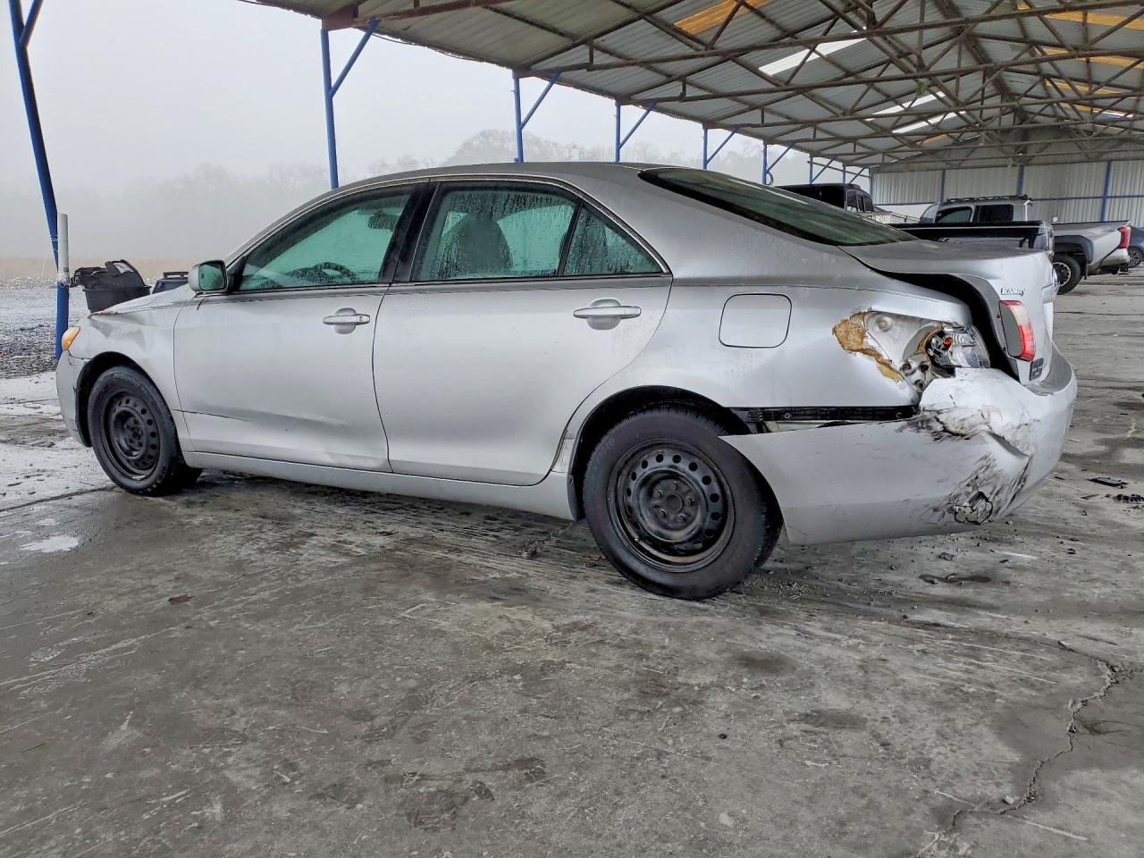 2009 TOYOTA CAMRY BASE photo 2