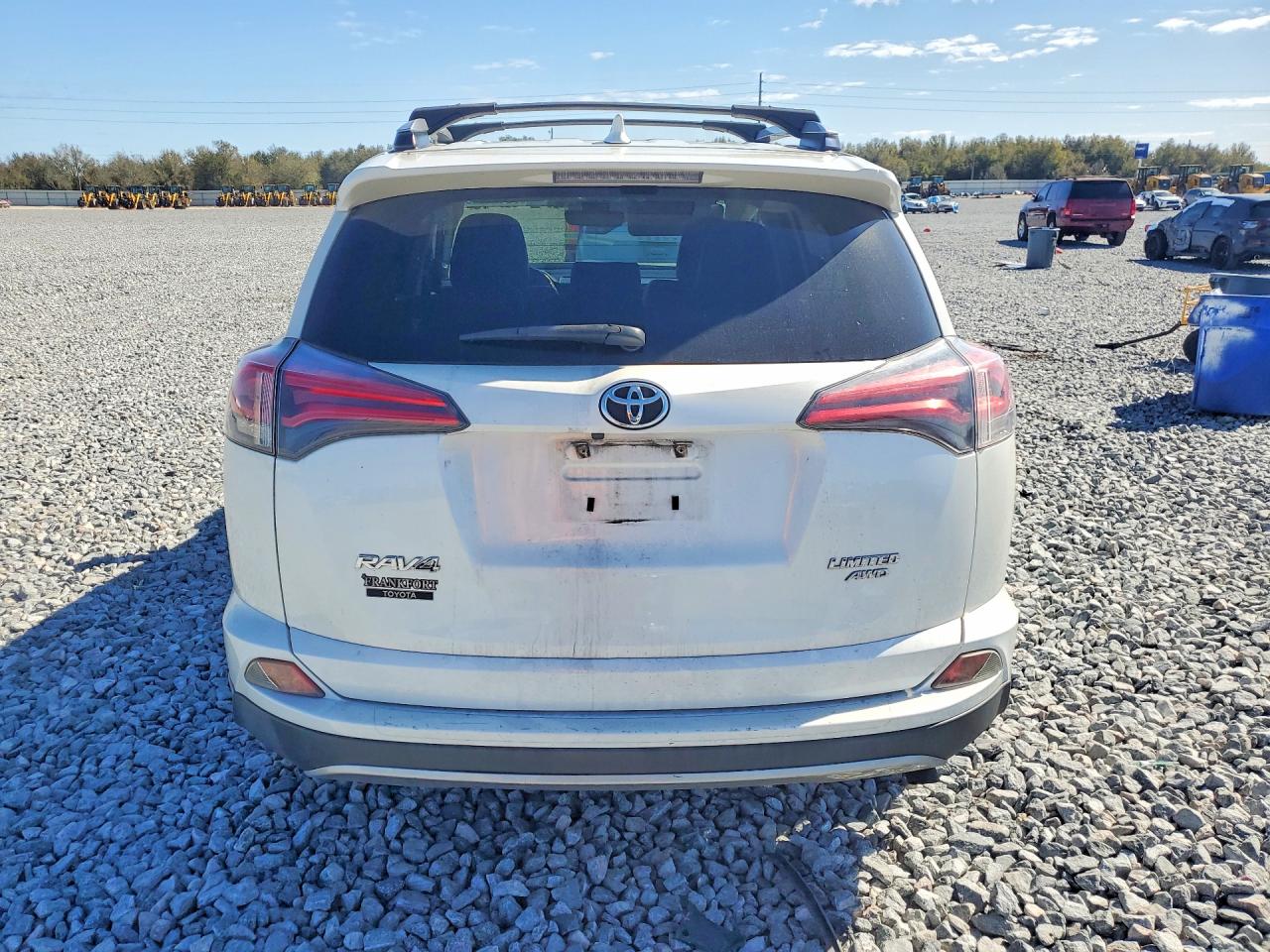 2018 TOYOTA RAV4 LIMITED photo 11