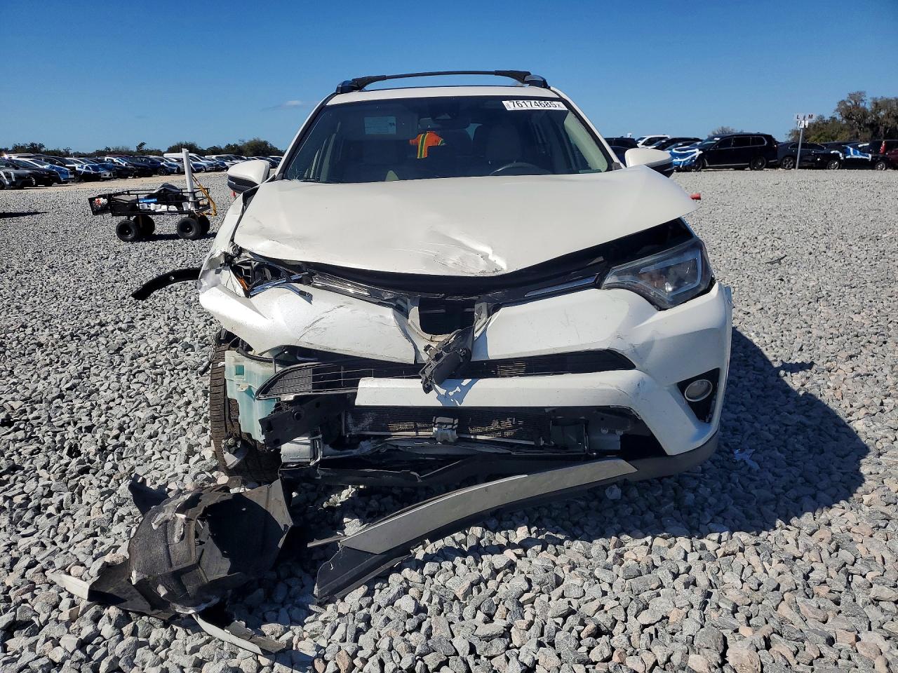 2018 TOYOTA RAV4 LIMITED photo 9