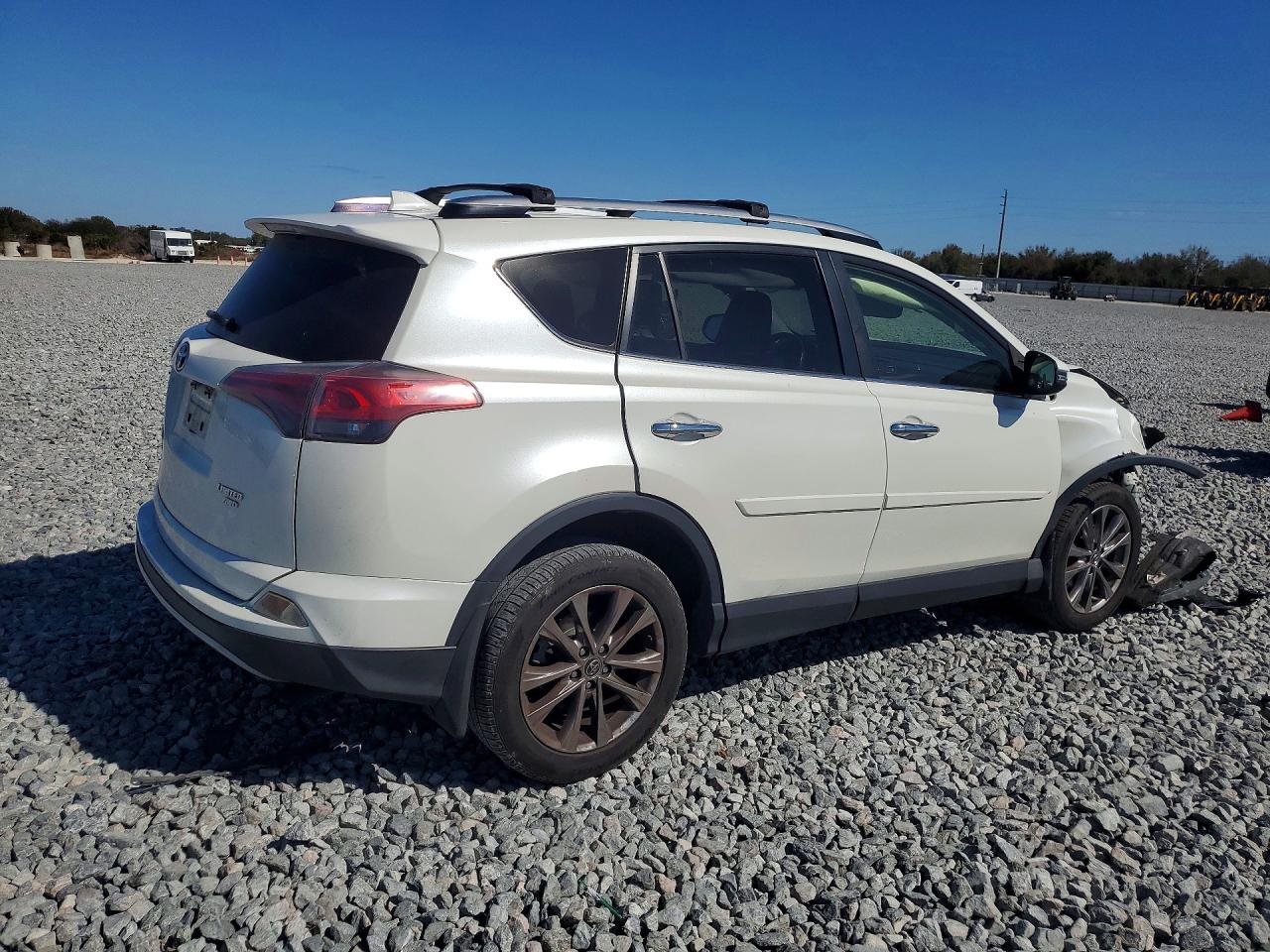 2018 TOYOTA RAV4 LIMITED photo 5