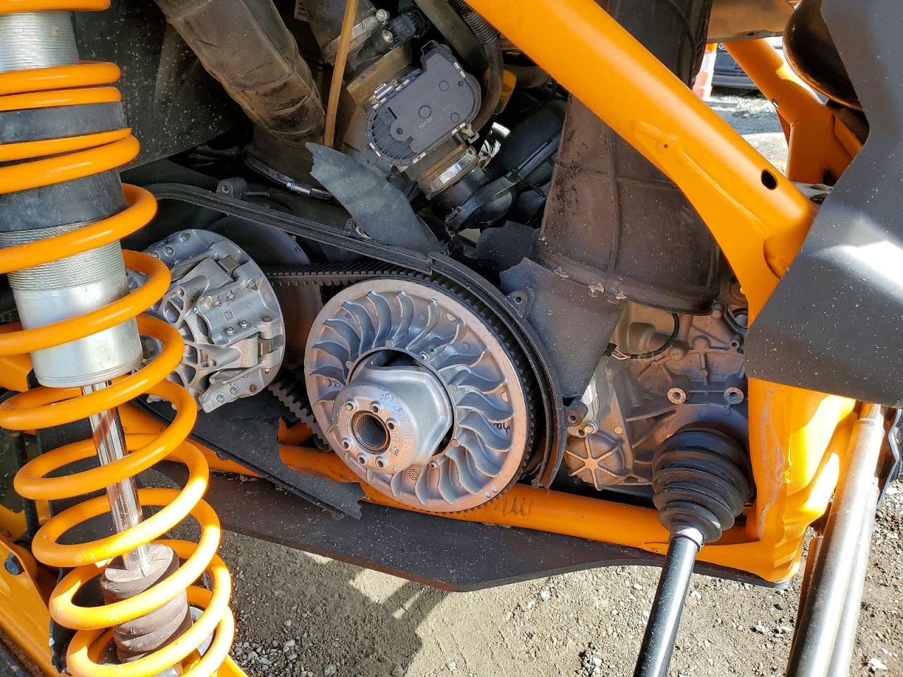 2020 CAN-AM MAVERICK X UTILITY VEHICLE photo 7