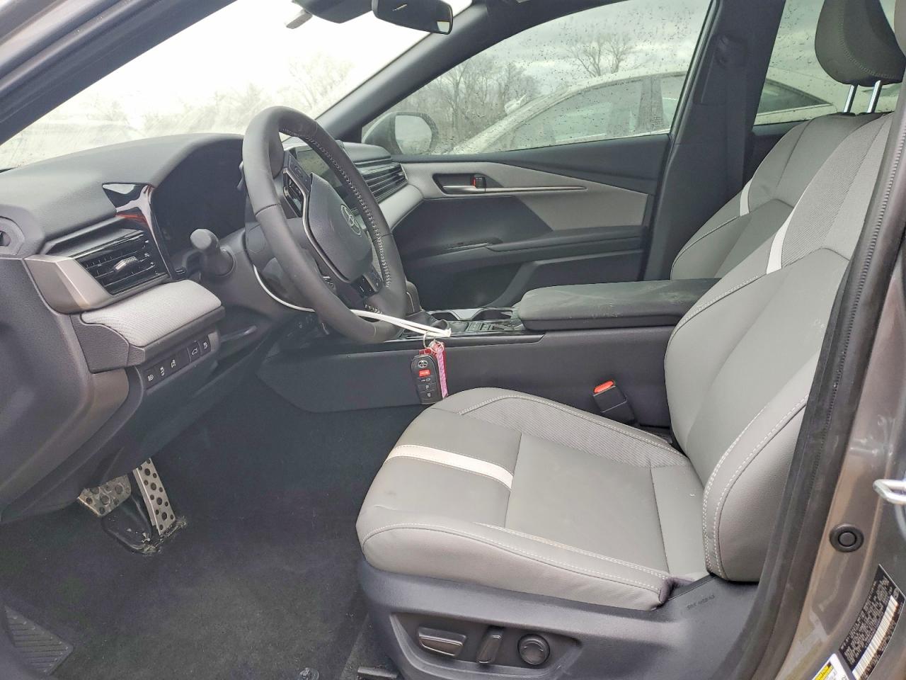 2026 TOYOTA CAMRY XSE photo 7