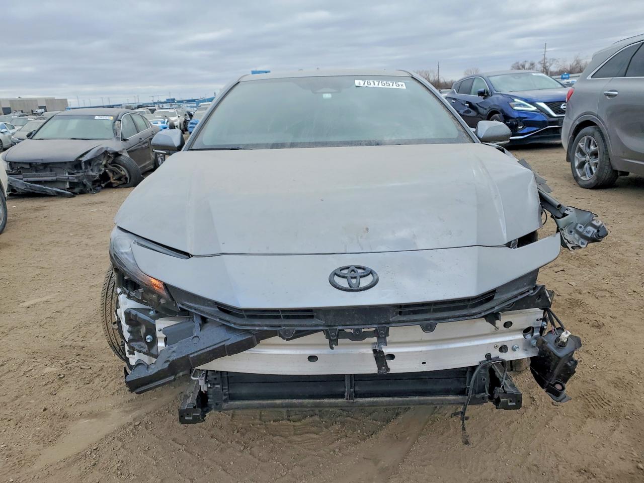 2026 TOYOTA CAMRY XSE photo 5