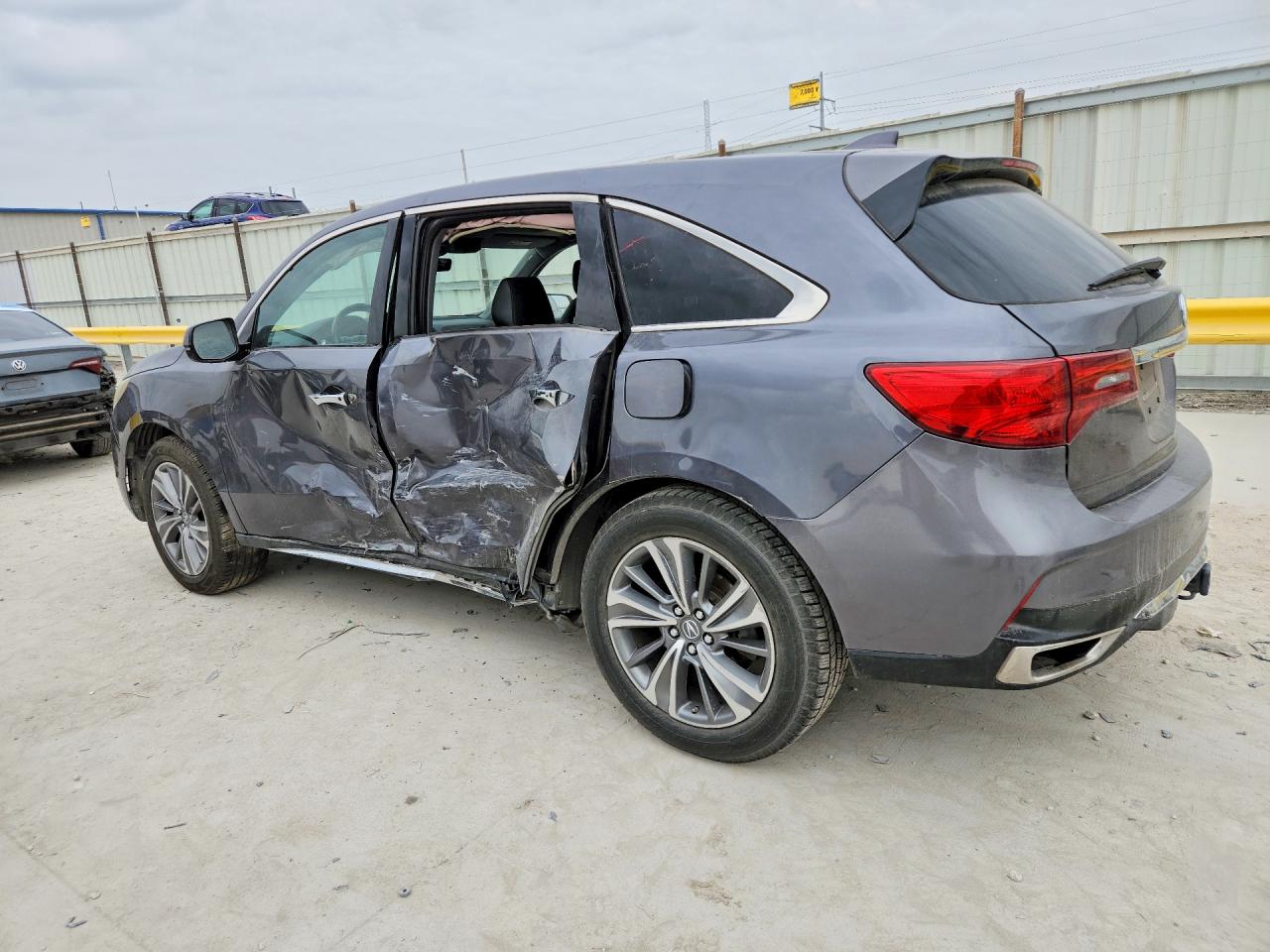 2017 ACURA MDX TECHNOLOGY photo 3