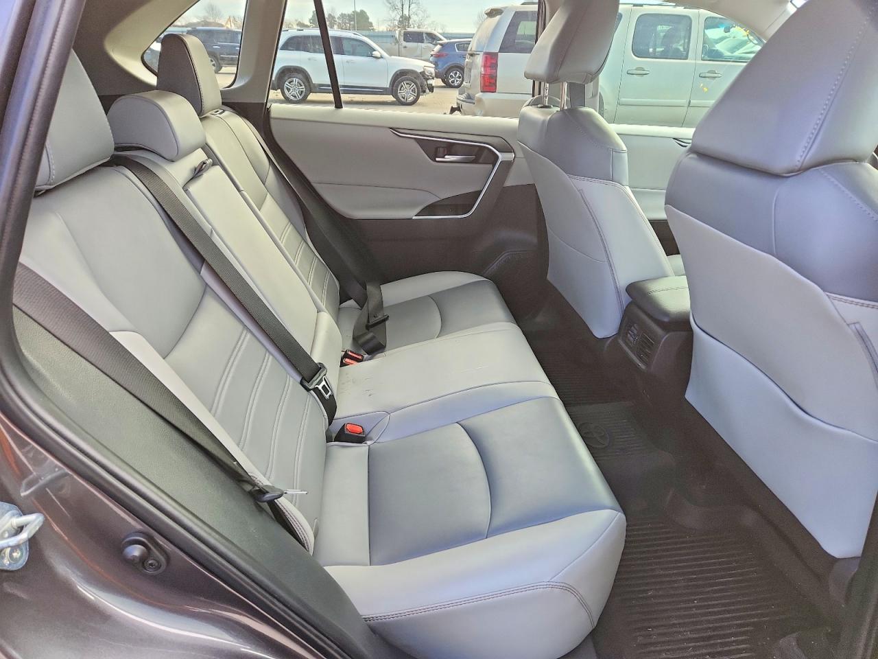 2024 TOYOTA RAV4 photo 19