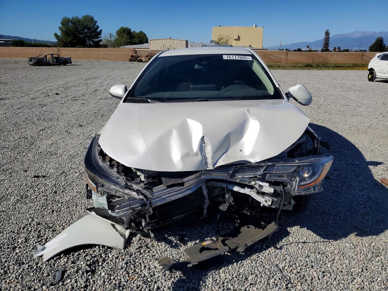 2021 TOYOTA COROLLA photo 5